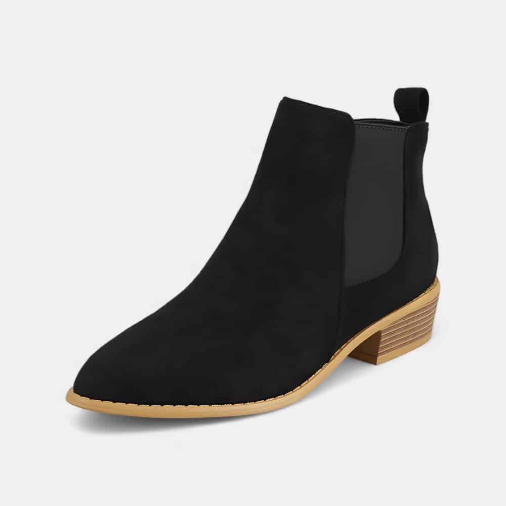 enricaenricaChic et Confortable low bootMatériaux & FinitionsSac en satin SignatureInscrivez-vous à notre newsletter pour découvrir nos nouveaux modèles.AideLiens utilesContact